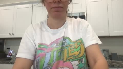 Daphne Summers online show from November 14, 4:18 pm