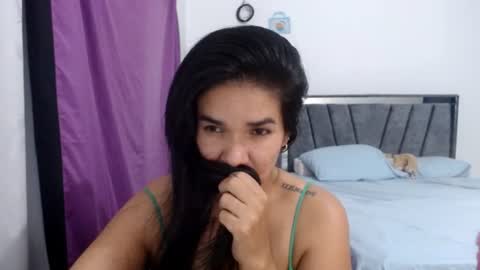 tezza smith online show from July 25, 3:24 am