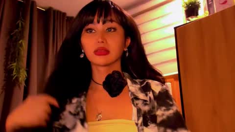 th3r3sa online show from January 12, 1:05 pm