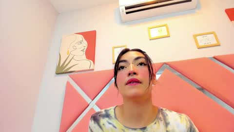 Snapshot of thailycherry chatting on February 28, 8:28 pm Thaily online show from February 28, 8:28 pm