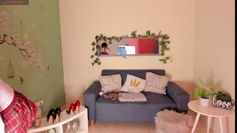 Snapshot of thais_dreams chatting on February 5, 12:27 pm Thais online show from February 5, 12:27 pm