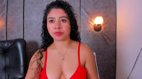 thara webstter online show from May 1, 11:35 am