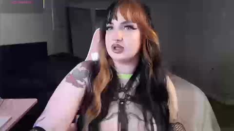 Thatwitch710 online show from March 25, 3:45 am