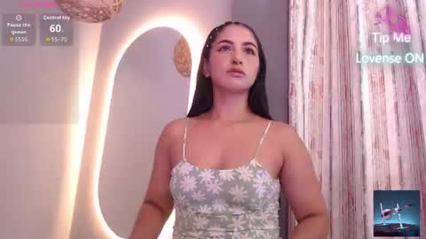 THAYSSA ROSS online show from June 13, 7:22 pm