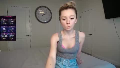 the_hotties online show from June 22, 8:06 pm