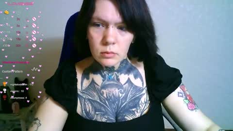 Snapshot of the_ice_owl_ chatting on October 27, 7:59 am the_ice_owl_ online show from October 27, 7:59 am