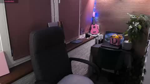 Edda online show from February 22, 7:10 pm