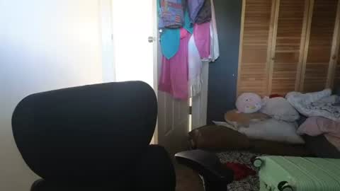 theauroramae -  online show from June 13, 10:51 pm
