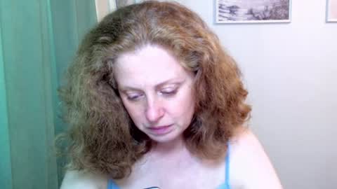 Ella online show from July 27, 8:33 am