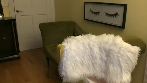 Cach Nelson online show from September 30, 9:15 am