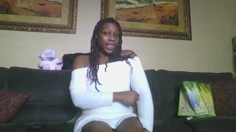 Snapshot of thenaturalgoddess chatting on February 10, 5:09 pm TheNaturalGoddess online show from February 10, 5:09 pm