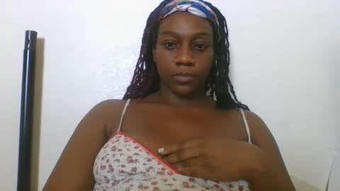 Snapshot of thenaturalgoddess chatting on October 27, 6:35 pm TheNaturalGoddess online show from October 27, 6:35 pm