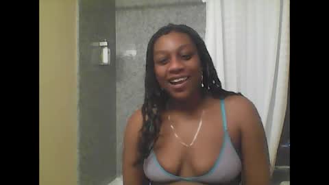 Snapshot of thenaturalgoddess chatting on February 1, 5:58 pm TheNaturalGoddess online show from February 1, 5:58 pm