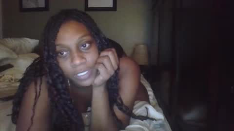 Snapshot of thenaturalgoddess chatting on December 8, 4:35 am TheNaturalGoddess online show from December 8, 4:35 am