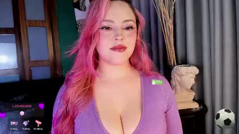 Rosie  online show from June 26, 6:36 am