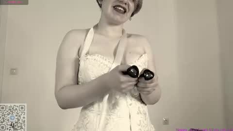 Lucia online show from July 20, 10:39 am