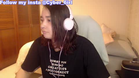 Mai online show from February 9, 1:52 am