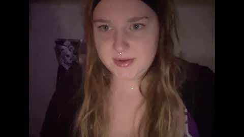 Ariel online show from February 19, 6:21 pm