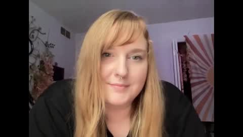 Ariel online show from February 2, 9:34 pm