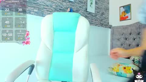 Snapshot of tiana_glowxxx chatting on March 11, 7:47 pm Tiana online show from March 11, 7:47 pm