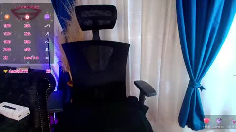 tiana_rosse_ online show from April 28, 2:54 pm