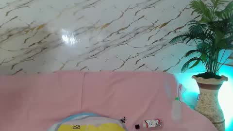 VictoriaSEPARATED FOR 15YEARS online show from March 14, 1:17 am