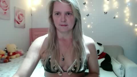 Tifany online show from March 11, 11:03 am