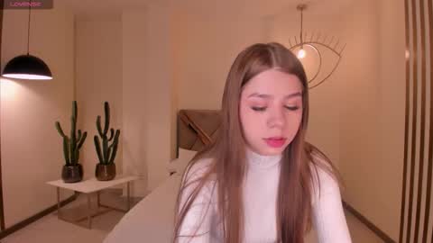 Tiffanny Sins online show from November 25, 4:14 am