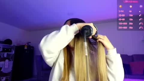 Tiffany Bela online show from October 25, 11:22 pm