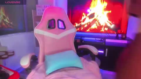 Tiffany Bela online show from February 19, 11:57 pm