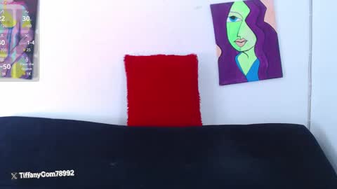 Snapshot of tiffany_gomez9 chatting on December 15, 8:04 pm Tiffany online show from December 15, 8:04 pm
