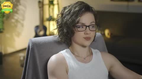 tiffanyriox online show from June 16, 1:50 am