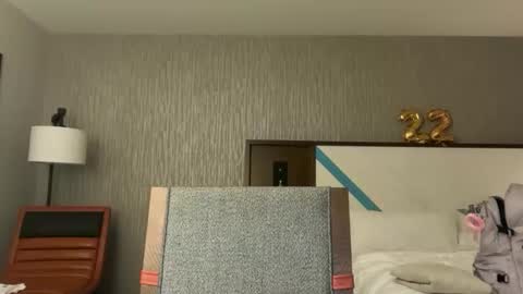 Tiffstreatsxoxo online show from April 23, 4:53 pm