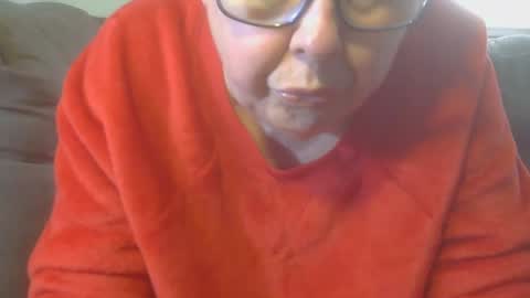 Snapshot of tight_kitty55 chatting on January 24, 7:18 pm tight Kitty55 online show from January 24, 7:18 pm