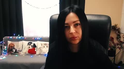 Luisa online show from December 22, 8:50 am