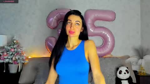 Tina online show from December 4, 12:07 pm