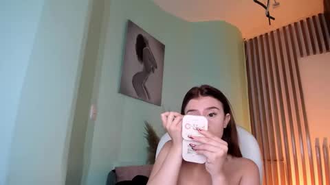 Tina  online show from October 27, 6:42 am