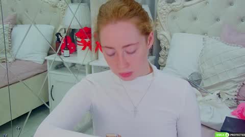 Snapshot of tinabrook chatting on September 23, 3:59 am Tina online show from September 23, 3:59 am