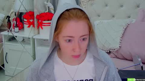 Snapshot of tinabrook chatting on September 26, 4:32 am Tina online show from September 26, 4:32 am
