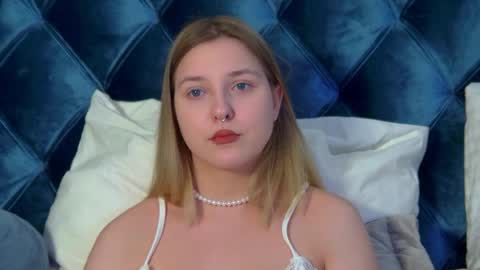 TinaBurton online show from April 29, 4:53 pm