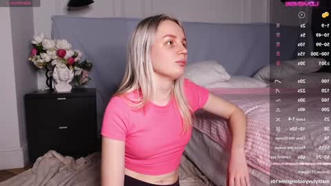 tinasiner online show from February 4, 2:53 pm