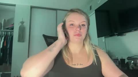 tinker0000 online show from September 26, 7:22 pm