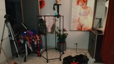 I AM BELLA  ----------- follow my  IG  TINNS 69 online show from March 12, 2:36 am