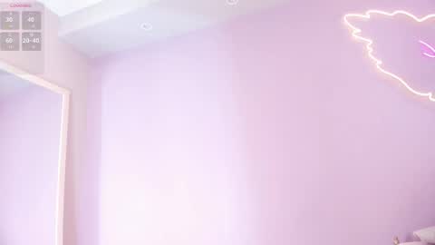 Tinny  online show from October 19, 5:15 pm