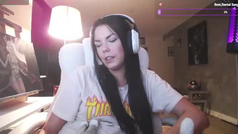 stage Kylie Sinner  brand CLITBAIT online show from June 23, 3:26 am