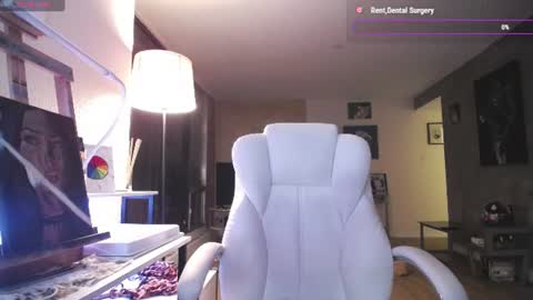 stage Kylie Sinner  brand CLITBAIT online show from July 24, 2:09 am