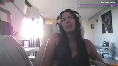 stage Kylie Sinner  brand CLITBAIT online show from July 12, 11:38 pm