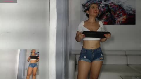 Miss Natty  online show from April 30, 8:57 pm