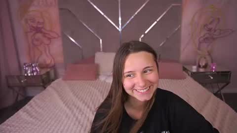 tinynataliee online show from July 16, 5:06 pm