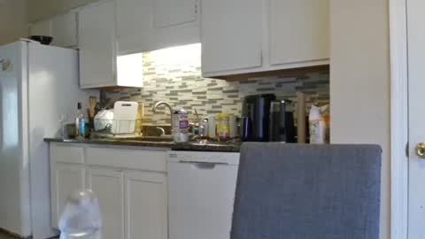 tinywithtiddies online show from November 17, 5:02 pm